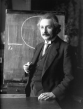 einstein-albert-classroom-blackboard-professor